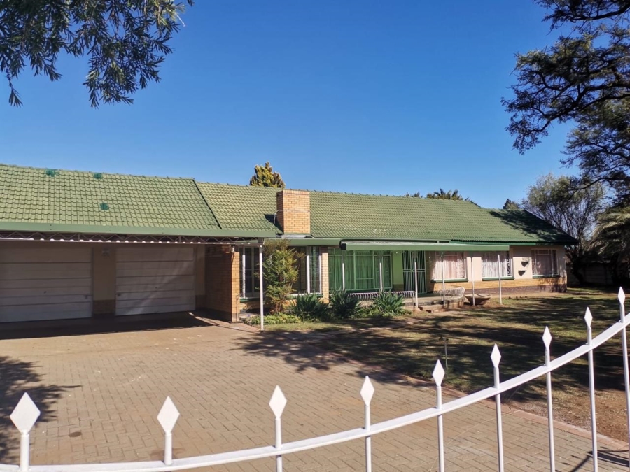 3 Bedroom Property for Sale in Declercqville North West